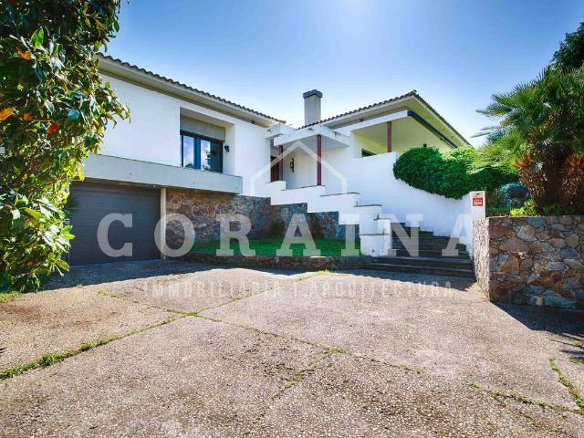 Villa en venta en Banyoles, Banyoles