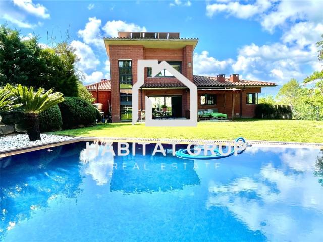 Villa en venta en Banyoles, Banyoles