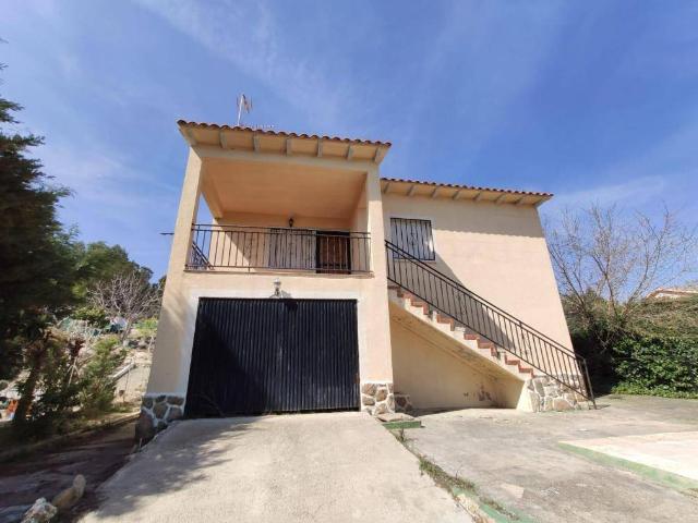 Chalet en venta en Barajas De Melo, Castilla-La Mancha