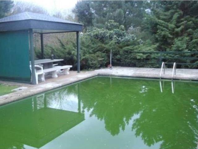 Chalet en venta en Barbadás, Ourense