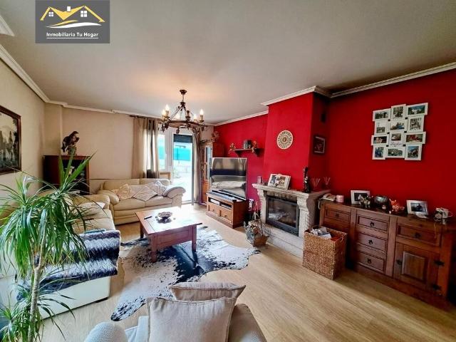 Villa en venta en Barbadás, San Amaro