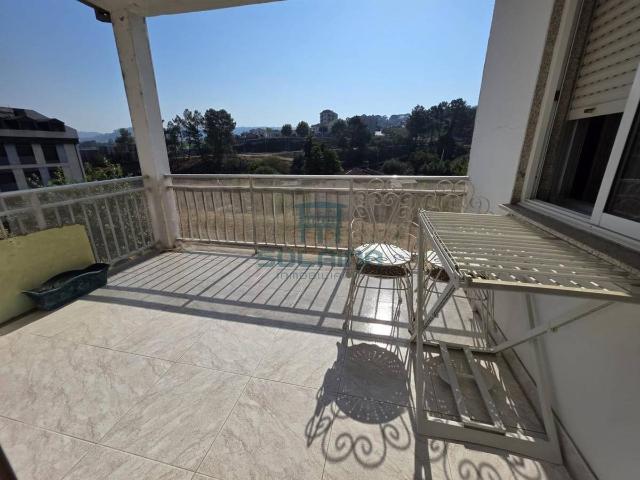 Chalet en venta en Barbadás, Ourense
