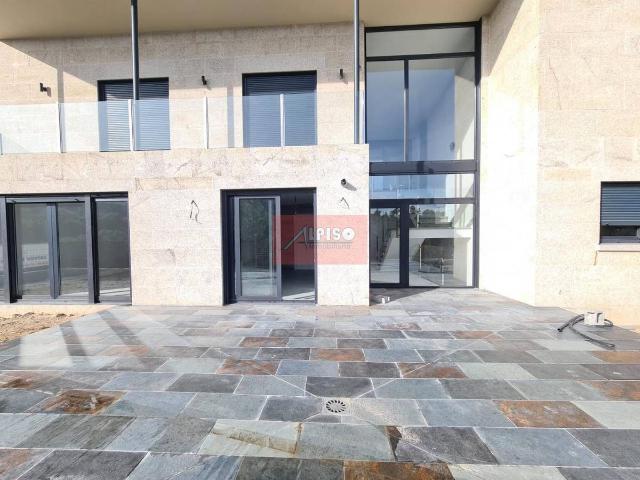 Chalet en venta en Barbadás, Ourense