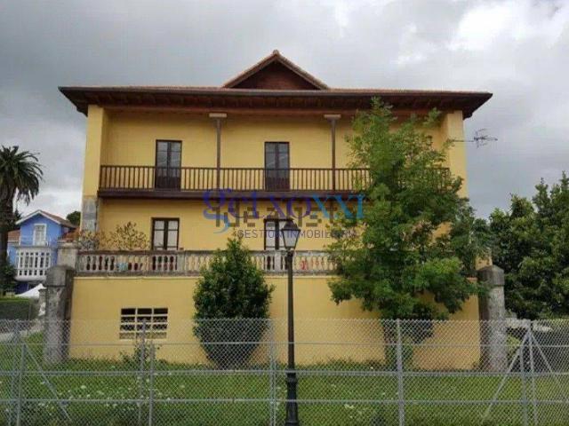 Chalet en venta en Paderne, Cantabria
