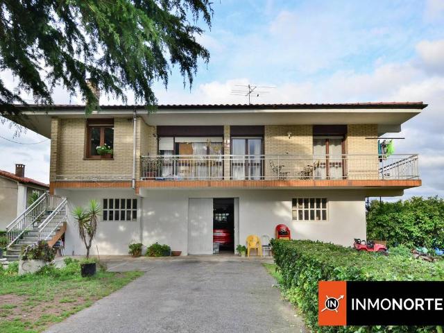 Chalet en venta en Paderne, Cantabria