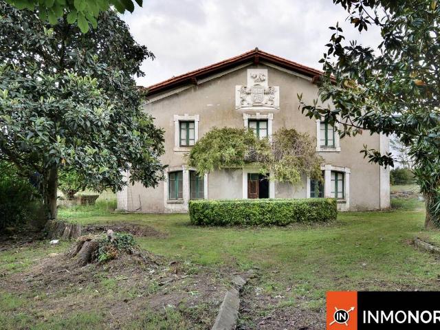 Chalet en venta en Paderne, Cantabria
