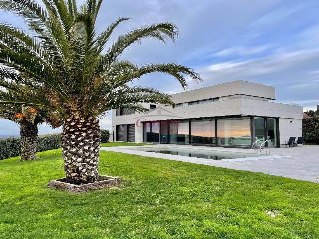 Chalet en venta en Elexalde, Barrika