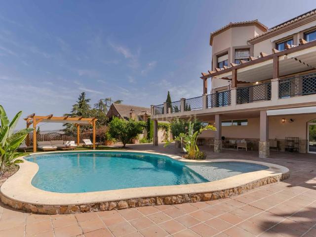 Chalet en venta en Monachil