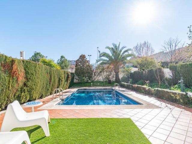 Villa en venta en Granada, Centro - Sagrario