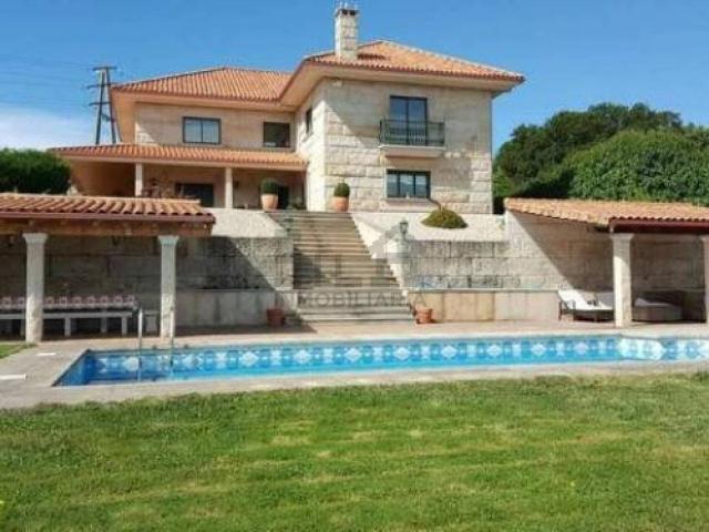 Chalet en venta en Centro, Ourense