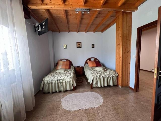 Chalet en venta en Centro, Ourense