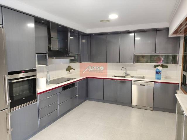 Villa en venta en Ourense, Casco Vello