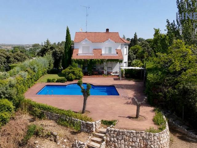 Chalet en venta en Batres, Madrid