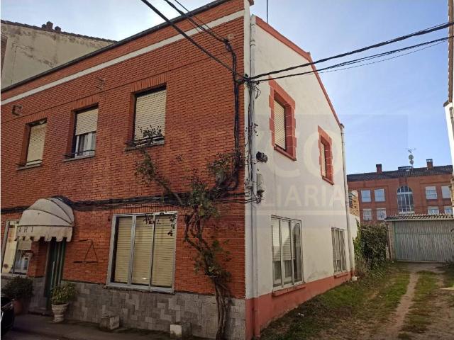 Chalet en venta en Baños De Río Tobía, La Rioja