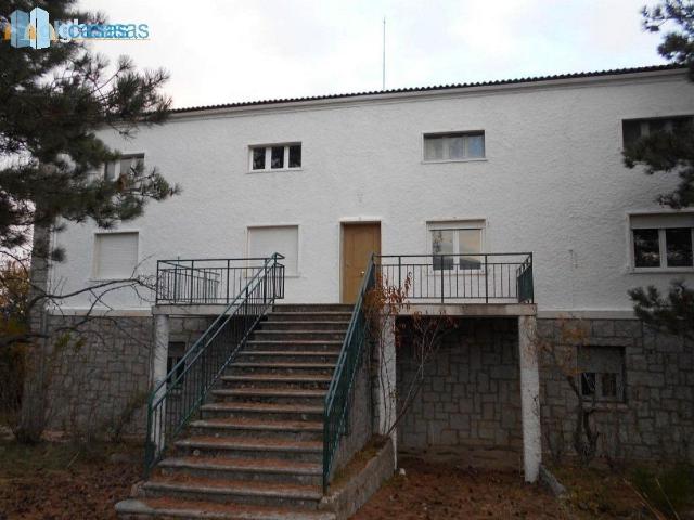 Villa en venta en Becedas Villa en venta en Becedas