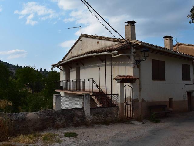 Chalet en venta en Beceite, Teruel