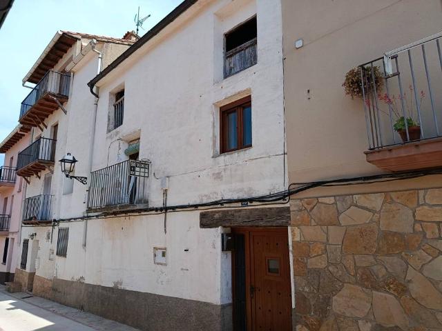 Villa en venta en Beceite