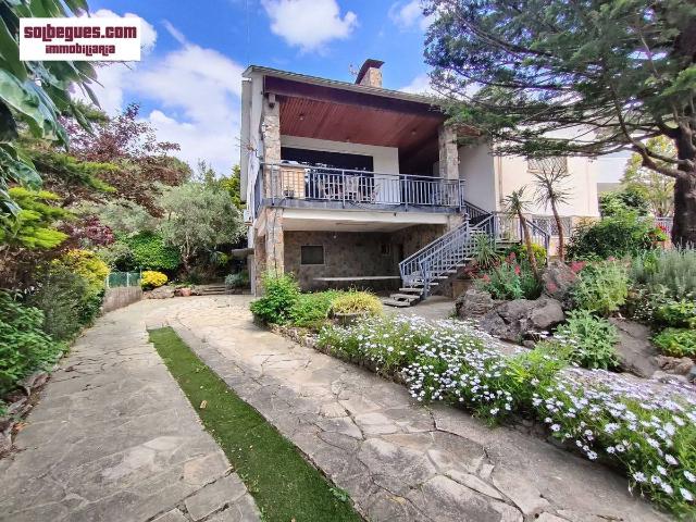 Villa en venta en Begues, Raval d'en Martí