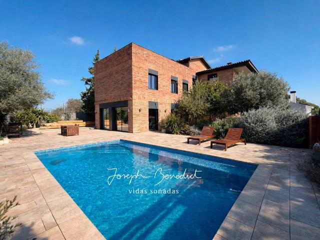 Chalet en venta en Centre, Baix Llobregat