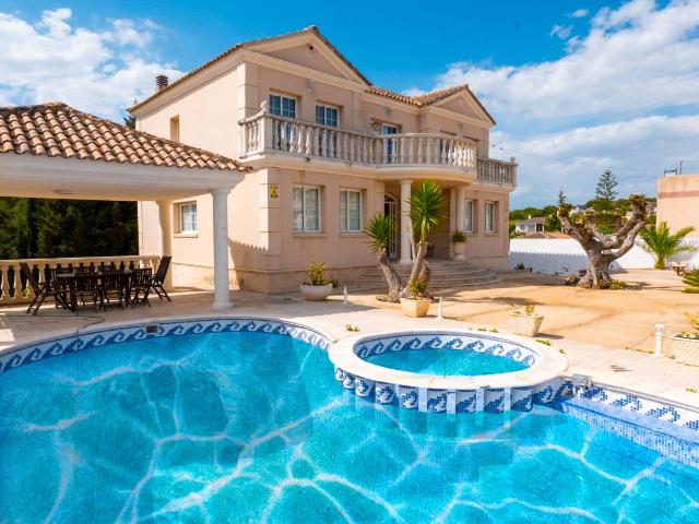 Chalet en venta en Baix Penedès, Catalunya