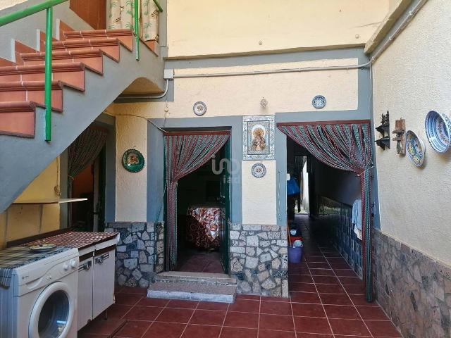 Villa en venta en Belvís De La Jara