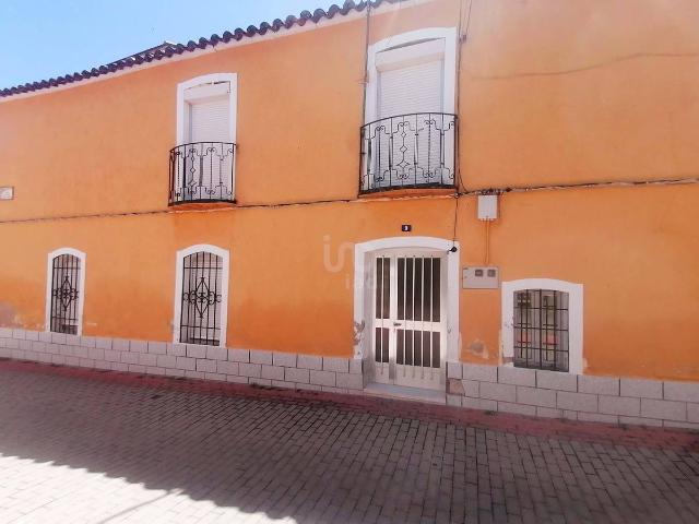 Villa en venta en Belvís De La Jara
