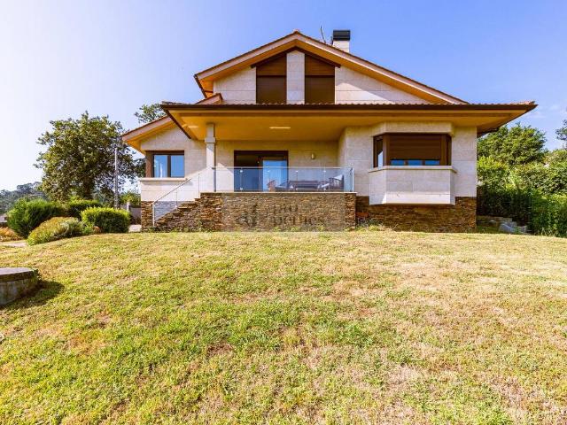 Villa en venta en Vigo, A Divina Pastora