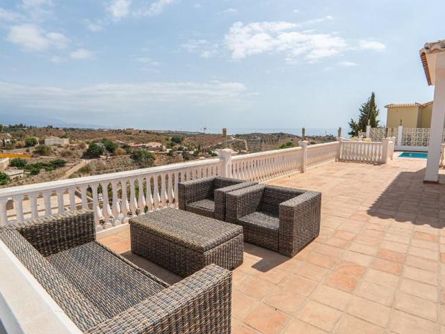 Villa en venta en Vélez-málaga, Capuchinos