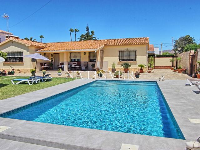 Chalet en venta en Capuchinos, La Axarquía