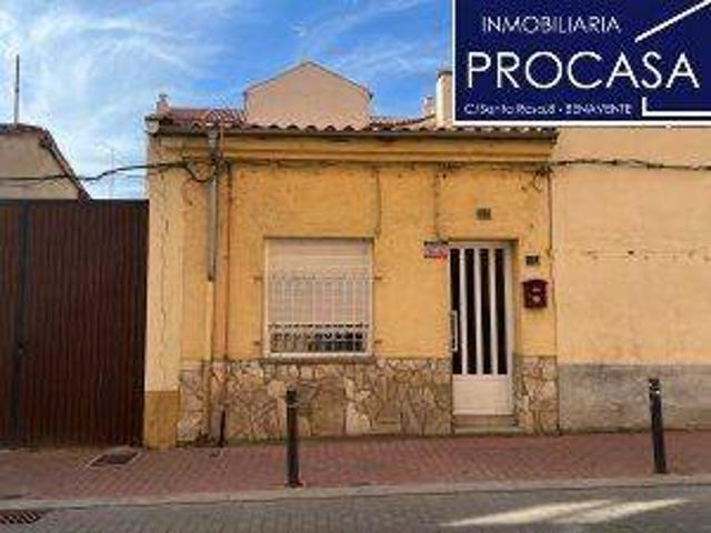Chalet en venta en Benavente, Castilla y León