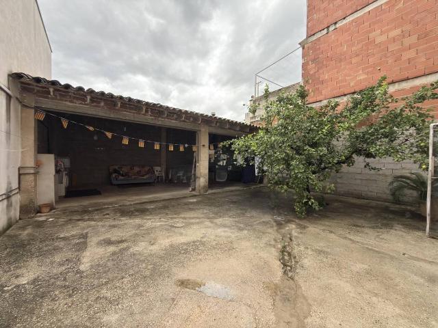 Chalet en venta en Benicolet, València / Valencia