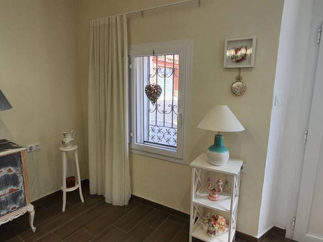 Villa en venta en Benifallet