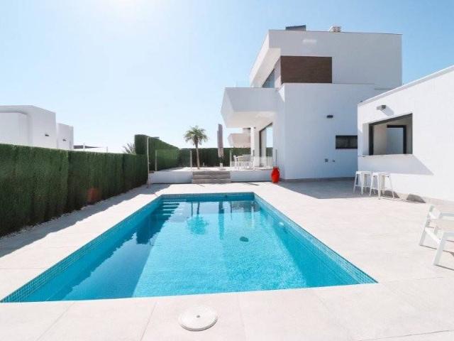 Chalet en venta en la Marina Baixa, Valencia