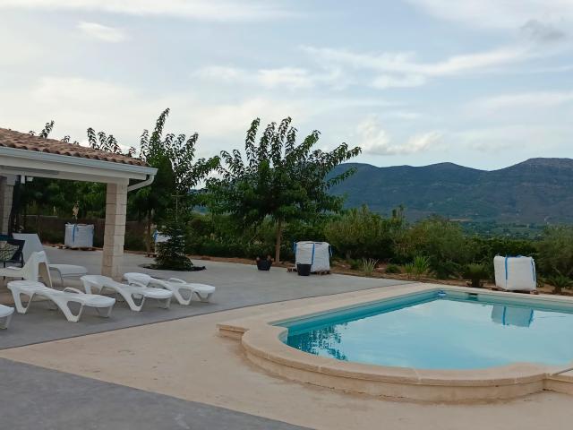 Villa en venta en Benimarfull