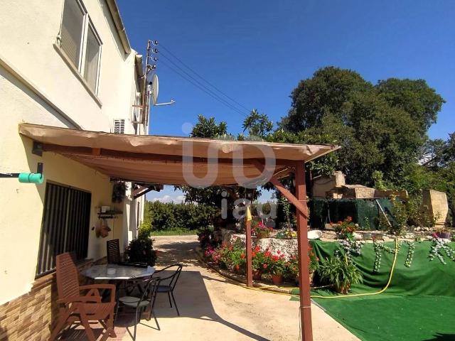 Villa en venta en Benissanet