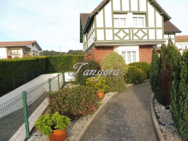 Villa en venta en Berango, Iturriaga