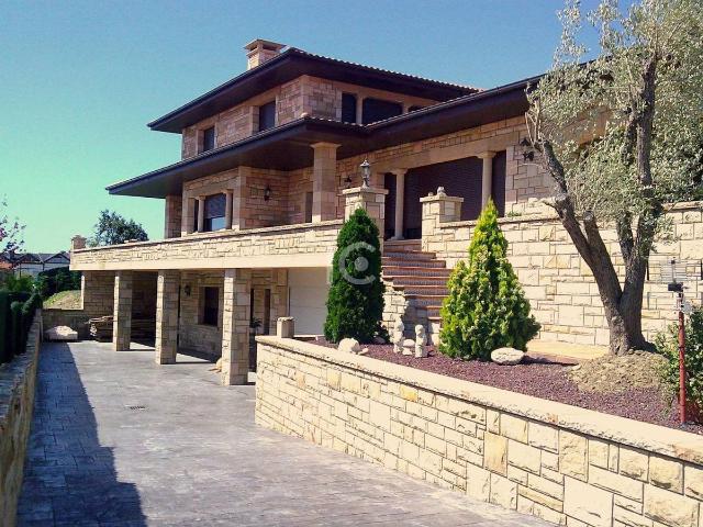 Villa en venta en Berango, Iturriaga