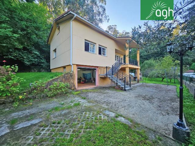 Chalet en venta en Bergondo, Carrio