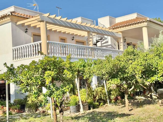 Chalet en venta en Berja, Andalucía