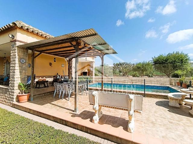 Chalet en venta en Berja, Andalucía