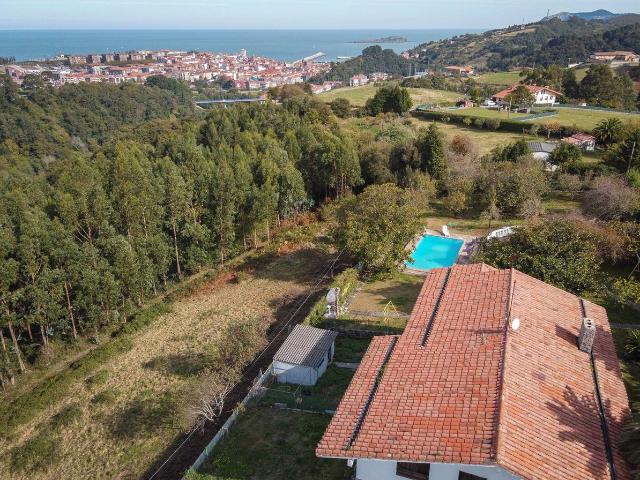 Villa en venta en Bermeo