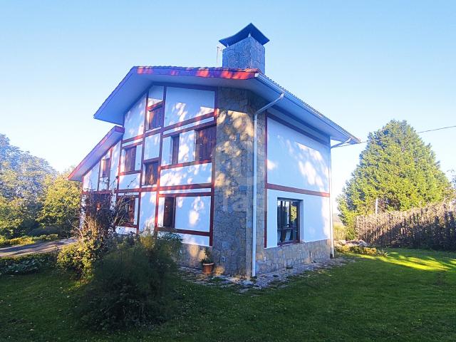 Villa en venta en Bermeo