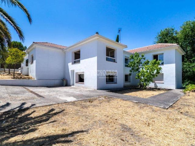 Chalet en venta en Paracuellos De Jarama, Madrid