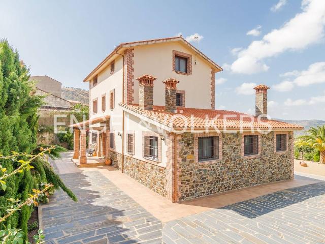 Chalet en venta en Berzocana, Extremadura