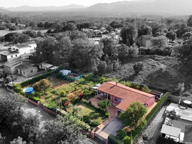 Villa en venta en Bescanó Villa en venta en Bescanó