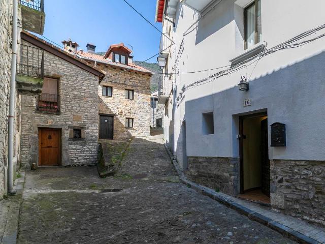 Chalet en venta en Alto Gállego, Aragón