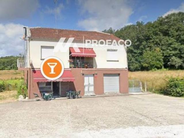 Villa en venta en Boborás, Xesteira