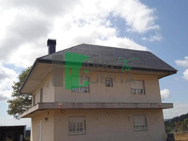 Chalet en venta en O Carballiño, Galicia