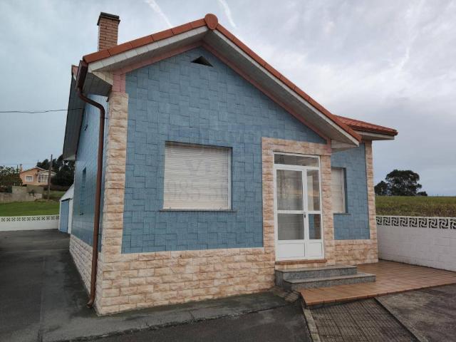 Chalet en venta en Los Laureles, Gozón