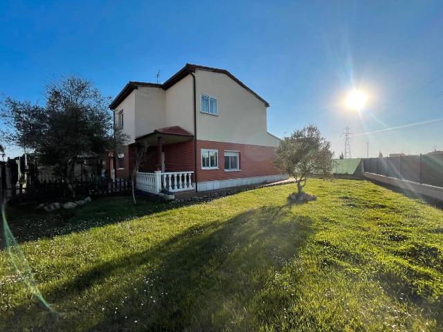 Chalet en venta en Boecillo, Castilla y León